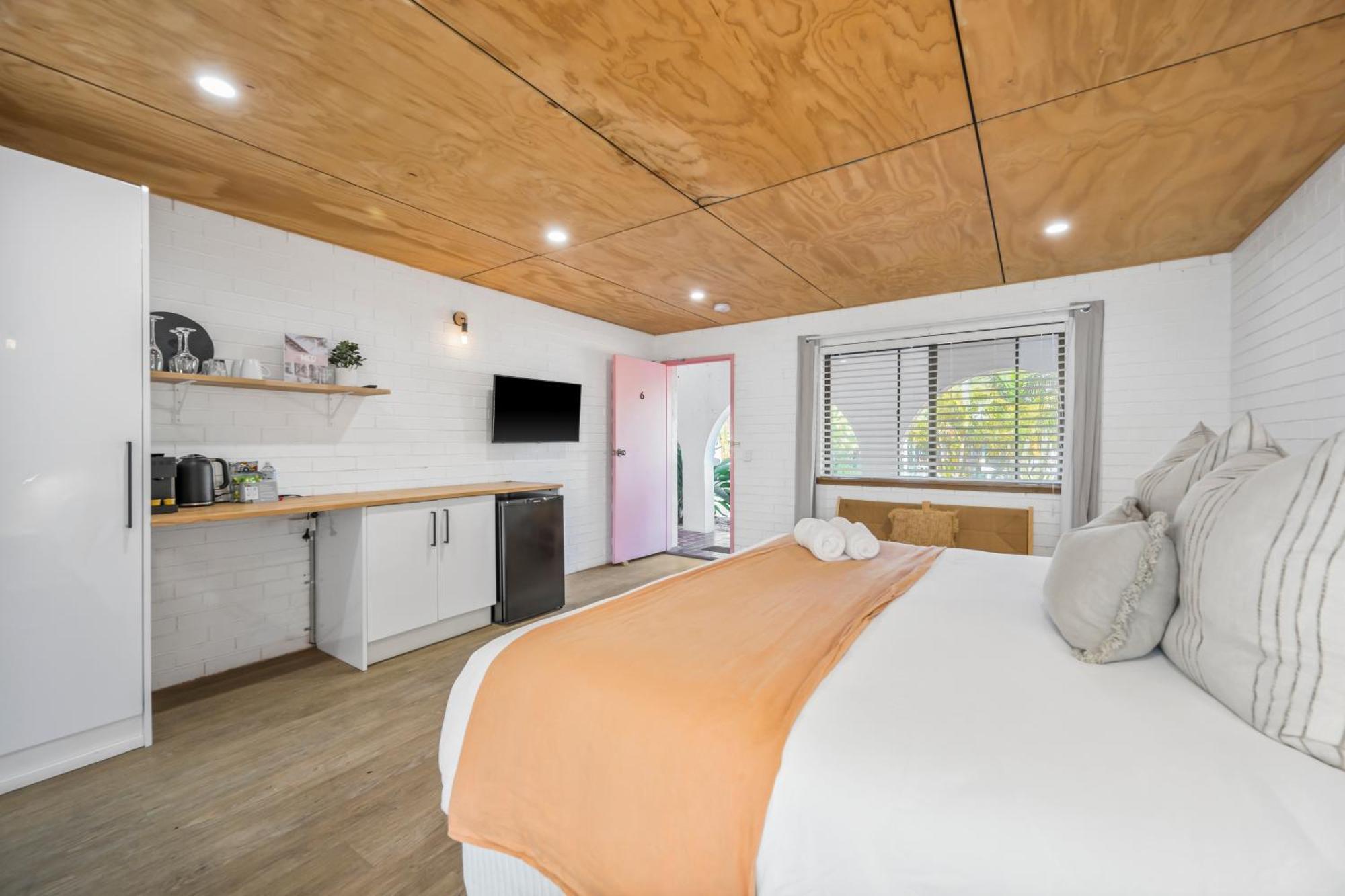 The Med Crescent Head Motel Buitenkant foto