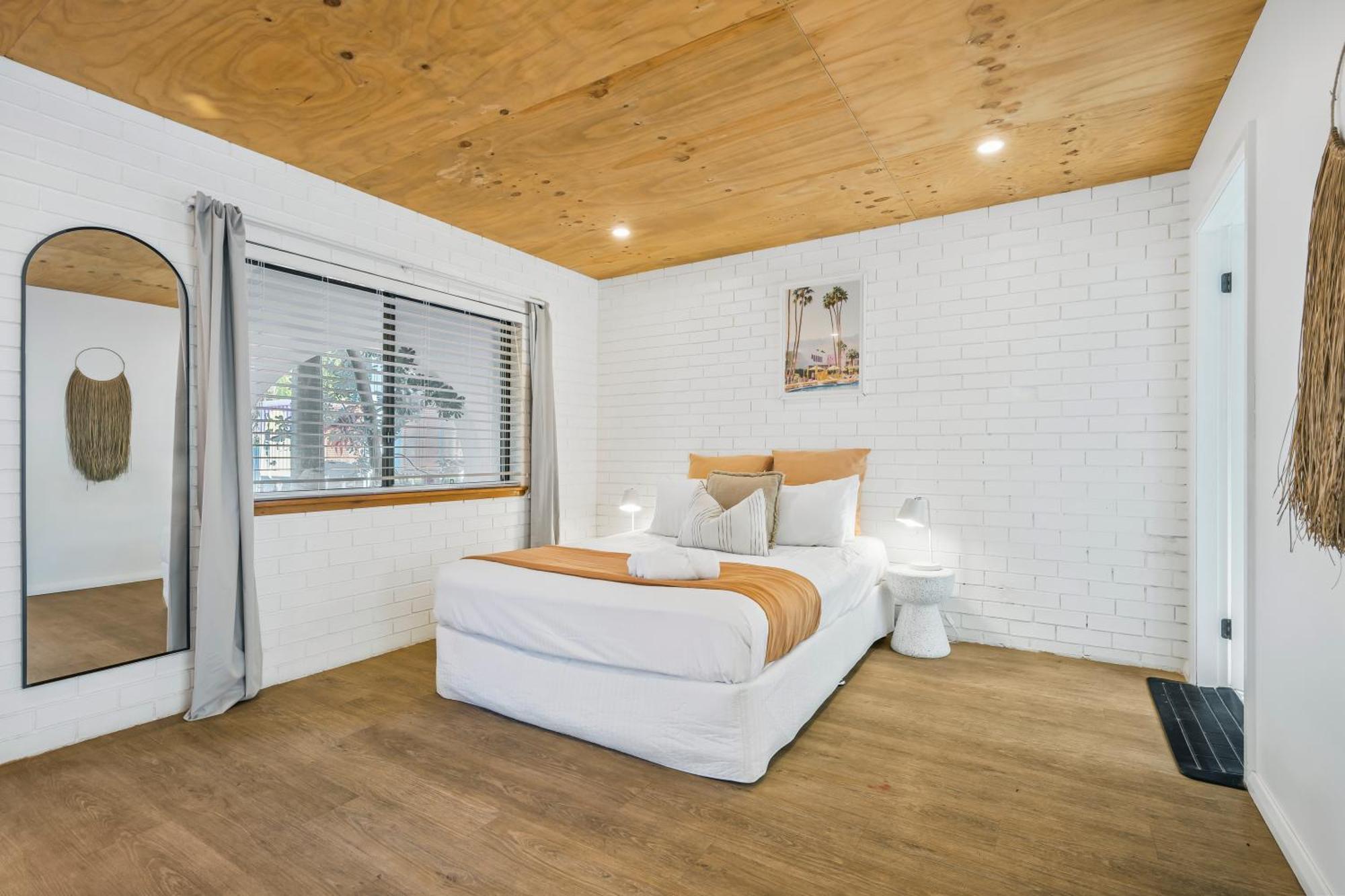 The Med Crescent Head Motel Buitenkant foto